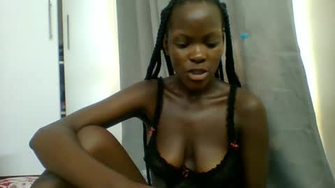 melaninpetite online show from February 13, 11:17 am