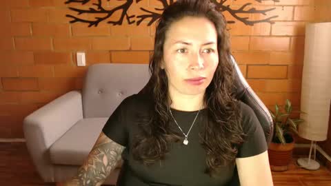 Snapshot of melanny_69 chatting on February 22, 12:19 pm Melanny online show from February 22, 12:19 pm