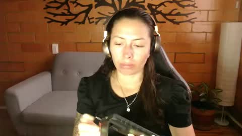 Snapshot of melanny_69 chatting on January 24, 12:10 pm Melanny online show from January 24, 12:10 pm