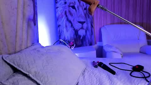 MelanyLuv online show from October 17, 11:19 pm