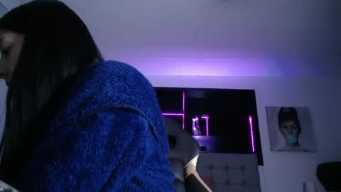 melanny_petite online show from April 21, 12:34 pm