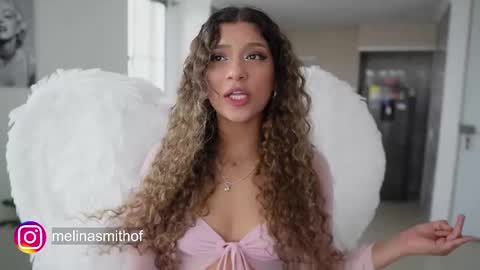 MelinaSmith  online show from February 14, 10:25 pm