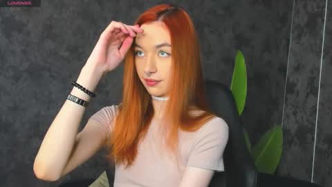 Snapshot of melisa_cox chatting on September 23, 8:01 am Melisa online show from September 23, 8:01 am