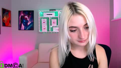 Melisa online show from December 4, 8:42 pm