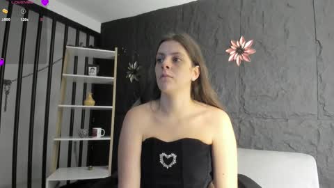 Melissa online show from February 5, 1:58 pm