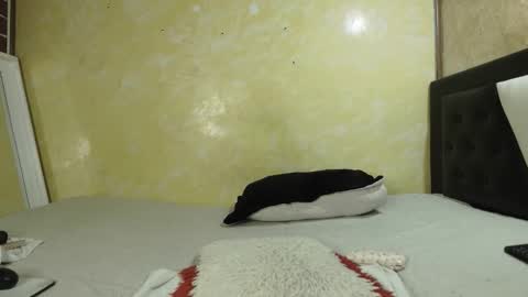 melisajoness online show from March 26, 10:17 am