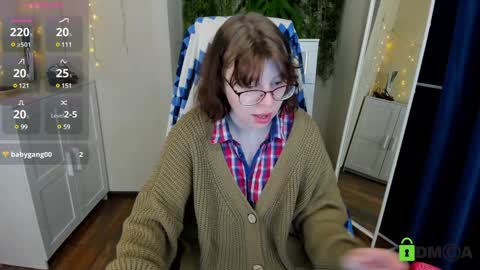 Snapshot of melissa_wells chatting on December 10, 5:39 am Melissa online show from December 10, 5:39 am