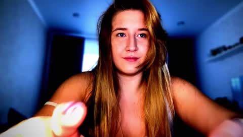 melissalii online show from November 18, 12:17 pm