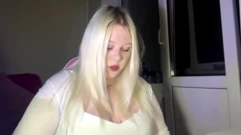 melissara1n online show from November 23, 11:06 pm