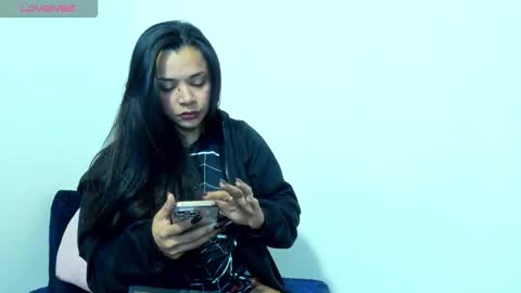 mellanie online show from February 2, 9:30 am