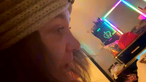 Melli online show from January 14, 5:45 pm