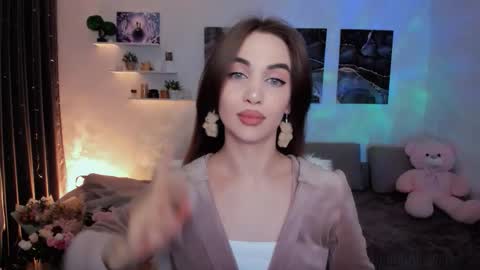 Tessa online show from December 16, 9:53 pm