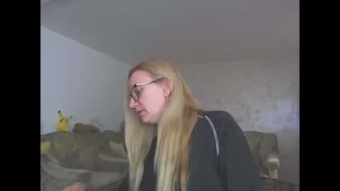 Melly online show from April 6, 6:58 am