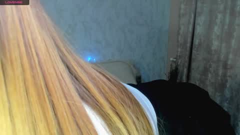 Snapshot of melmooon chatting on January 13, 6:49 pm MelMooon online show from January 13, 6:49 pm