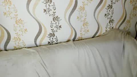 Snapshot of melmooon chatting on September 11, 8:20 pm MelMooon online show from September 11, 8:20 pm