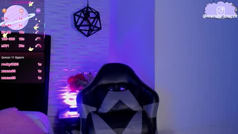 Melody online show from November 10, 8:37 pm