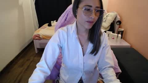 Snapshot of melody_sofia1 chatting on December 9, 11:45 pm Melody online show from December 9, 11:45 pm