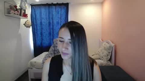 Snapshot of melody_sofia1 chatting on February 19, 3:49 pm Melody online show from February 19, 3:49 pm