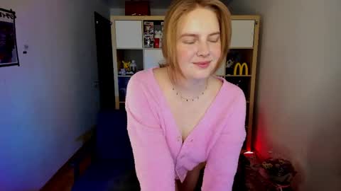 Flora  Next stream November 17th at 6  GMT online show from April 8, 5:09 am