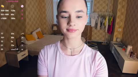 Julie online show from November 29, 11:36 am