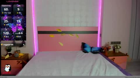 merymidnight online show from November 18, 7:42 am