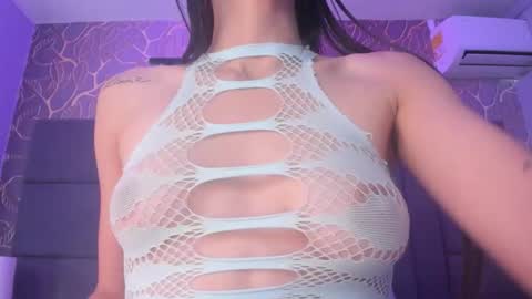 Snapshot of mey_doll chatting on October 16, 11:02 am Your Mey online show from October 16, 11:02 am