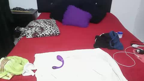 mhia1972 online show from January 12, 5:29 pm