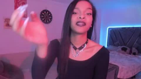 Mia Gates online show from July 12, 10:10 pm
