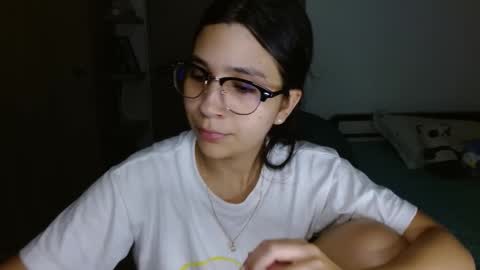 Mia online show from February 12, 4:47 am