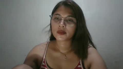 Snapshot of mia_bella04 chatting on March 2, 1:04 am mia_bella04 online show from March 2, 1:04 am