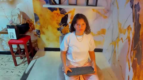 Mia online show from January 10, 7:18 pm