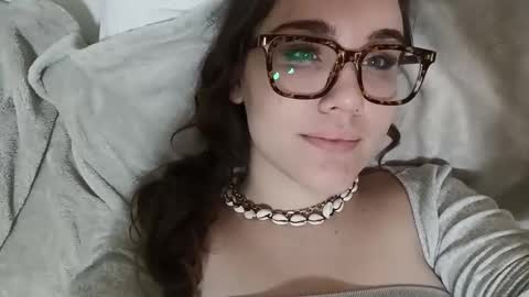 Snapshot of mia_boone chatting on March 5, 1:17 pm mia_boone online show from March 5, 1:17 pm