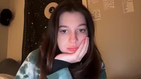 Mia online show from February 24, 2:00 am