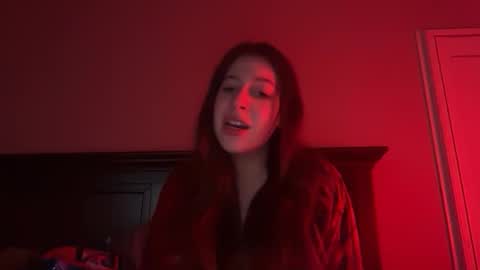 Mia online show from February 5, 3:42 am