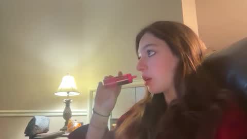 Mia online show from February 8, 11:40 pm