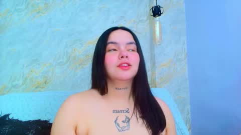 Mia  online show from December 15, 12:10 pm