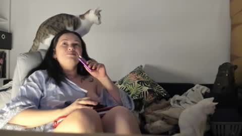 MIA online show from January 9, 9:41 pm