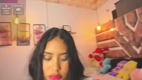 Snapshot of mia_coxx1 chatting on October 20, 8:39 am Mia online show from October 20, 8:39 am