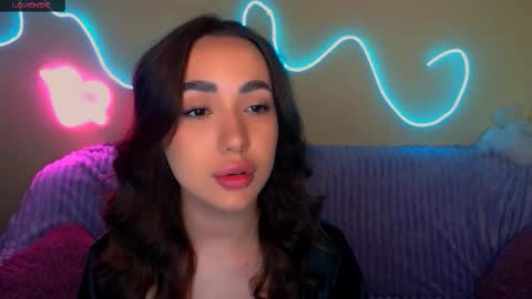 mia_cutie77 online show from November 3, 10:52 am