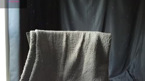 Golden ones online show from April 19, 4:07 pm