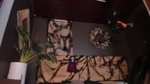 Val  online show from October 30, 11:33 am