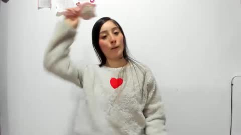 mia kaneee online show from February 23, 10:05 pm