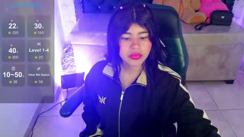 mia_kittie_m online show from May 7, 7:28 pm