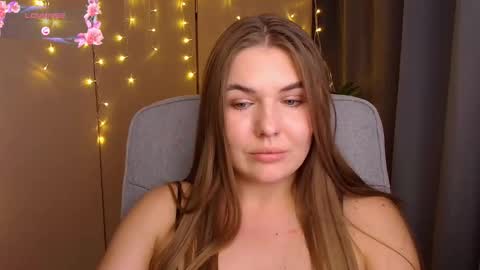 Snapshot of mia_lemm chatting on September 9, 1:33 pm mia_lemm online show from September 9, 1:33 pm