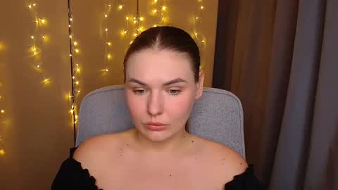 Snapshot of mia_lemm chatting on October 7, 5:06 pm mia_lemm online show from October 7, 5:06 pm