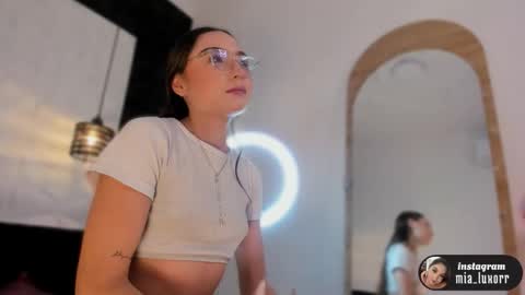 mia_luxor online show from February 23, 12:04 pm