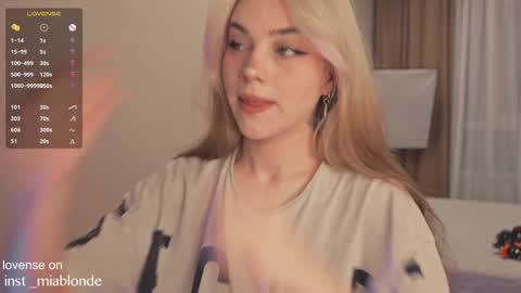 mia_milagros online show from January 6, 3:09 am