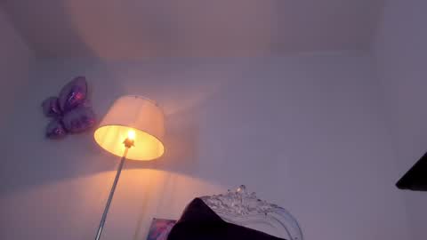 MIA online show from April 16, 9:39 pm