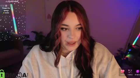 Mia online show from April 15, 1:39 am