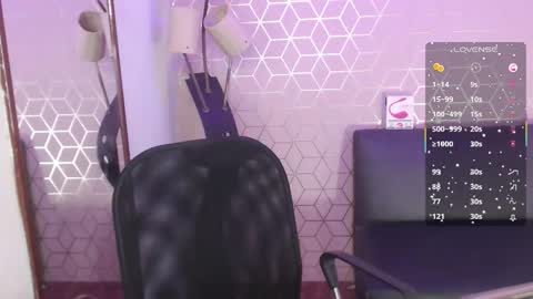 mia_rivers_ online show from February 12, 2:35 am